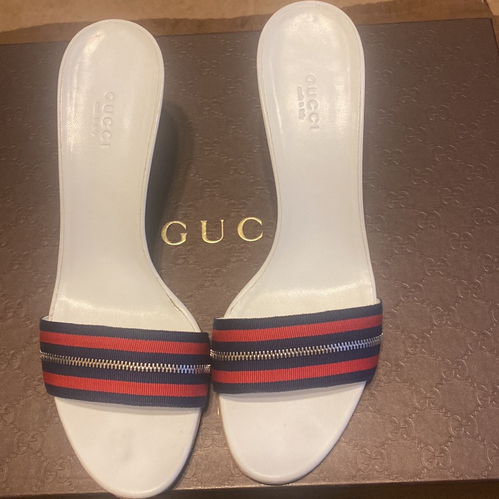 GUCCI,9 1/2 red and blue - Picture 5 of 5